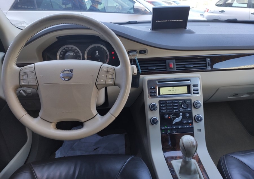 VOLVO XC70 D5 Summum