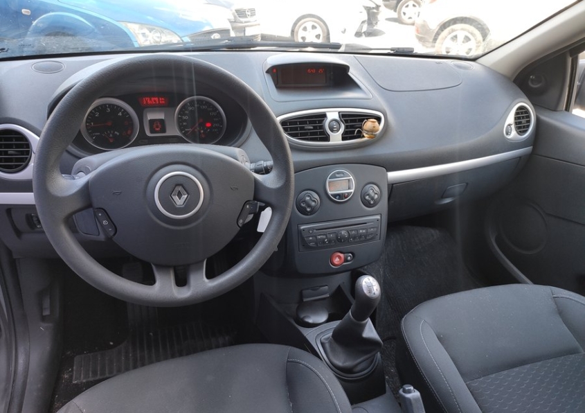 RENAULT Clio Expression 1.5dCi 85cv 5p. eco2