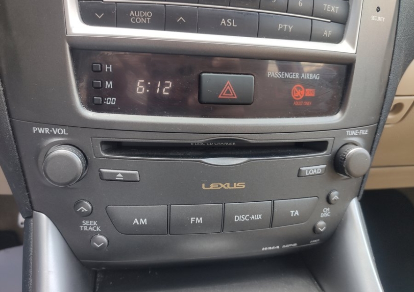 LEXUS IS220d Luxury