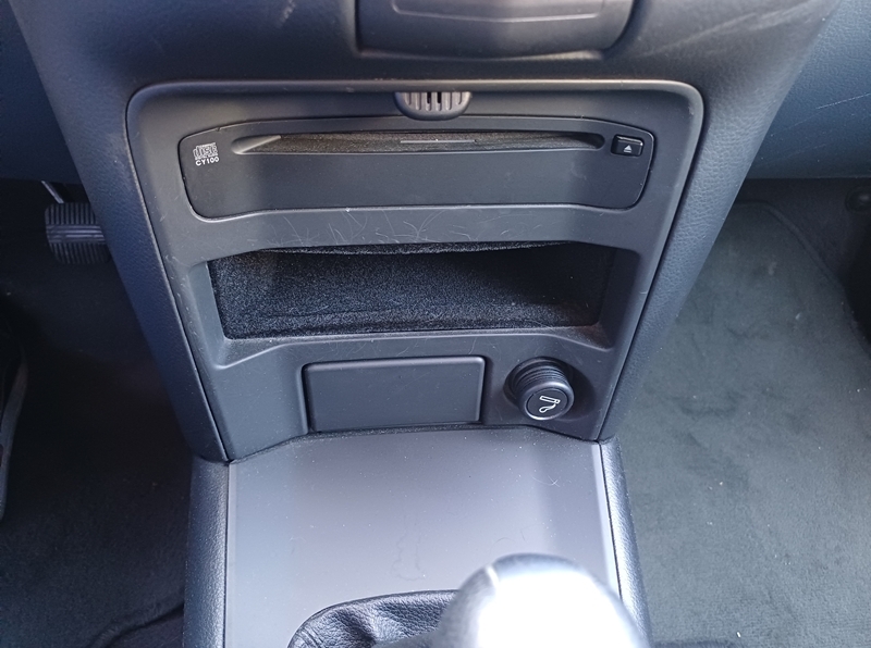 NISSAN PRIMERA 1.6 VISIA 4P