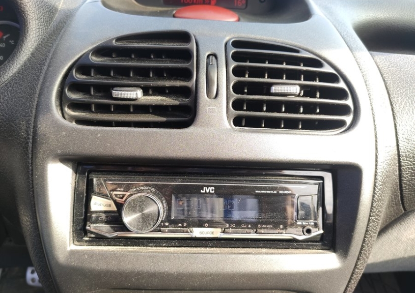 PEUGEOT 206 CC