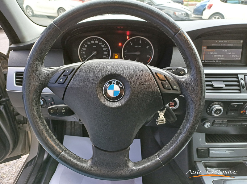 BMW SERIE 5 520D AUTO