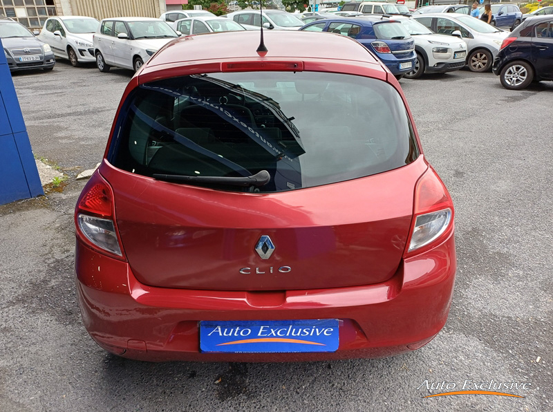 RENAULT CLIO 1.2 16V 75 CV AUTHENTIQUE