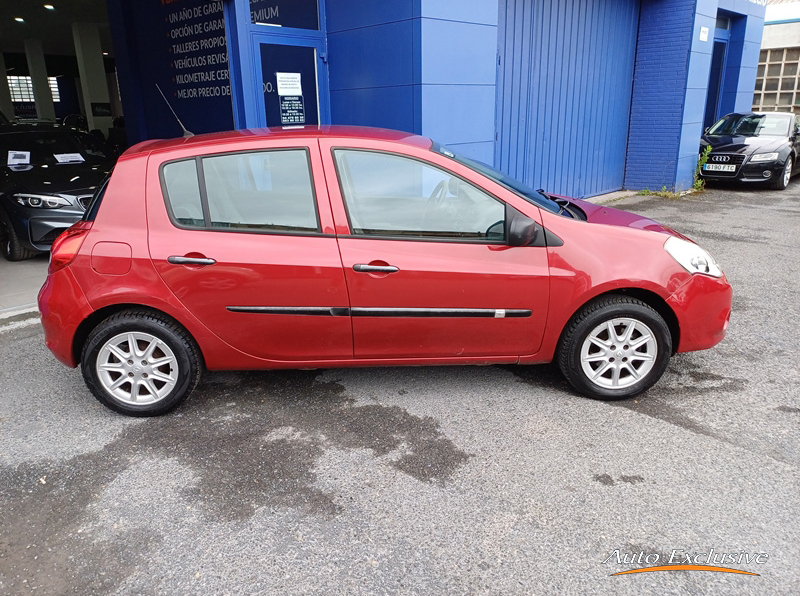 RENAULT CLIO 1.2 16V 75 CV AUTHENTIQUE