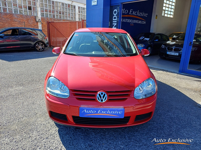 VOLKSWAGEN GOLF 1.6 FSI HIGHLINE 5P