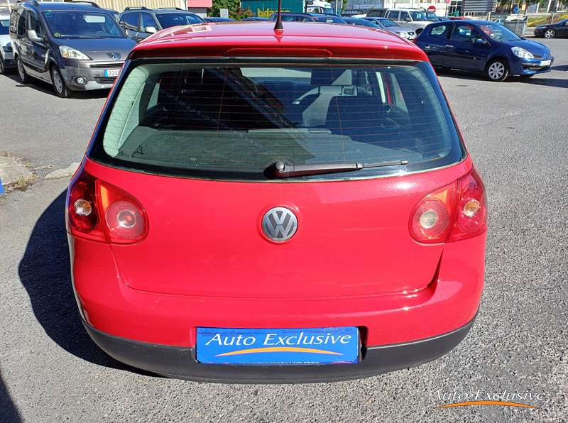 VOLKSWAGEN GOLF 1.6 FSI HIGHLINE 5P