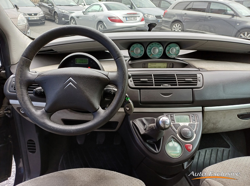 CITROEN C8 2.2 HDI EXCLUSIVE