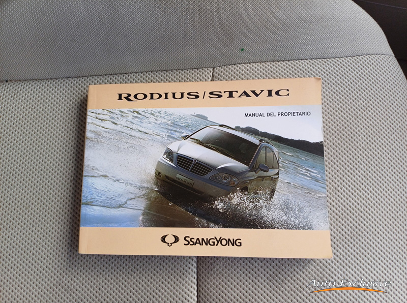 SSANGYONG RODIUS 2.7 XDI LIMITED