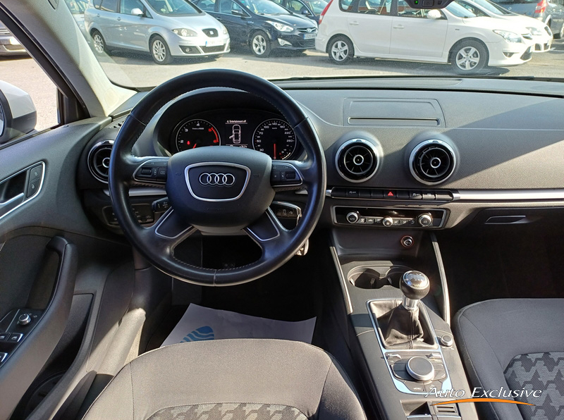 AUDI A3 2.0 TDI 150CV CLEAN D ATTRACTION 5P