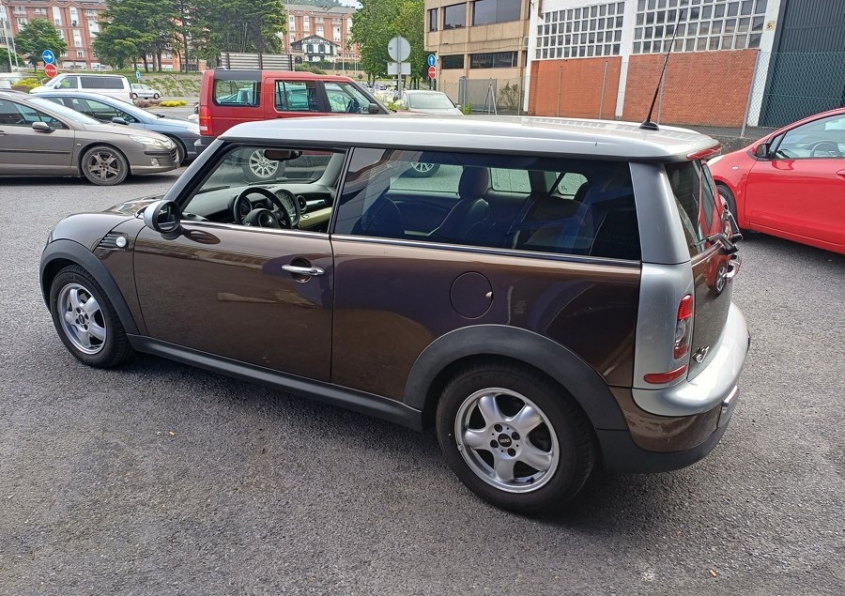 MINI CLUBMAN COOPER 1.6D