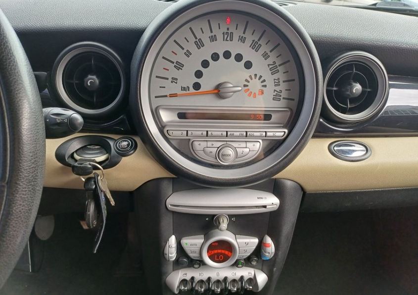 MINI CLUBMAN COOPER 1.6D