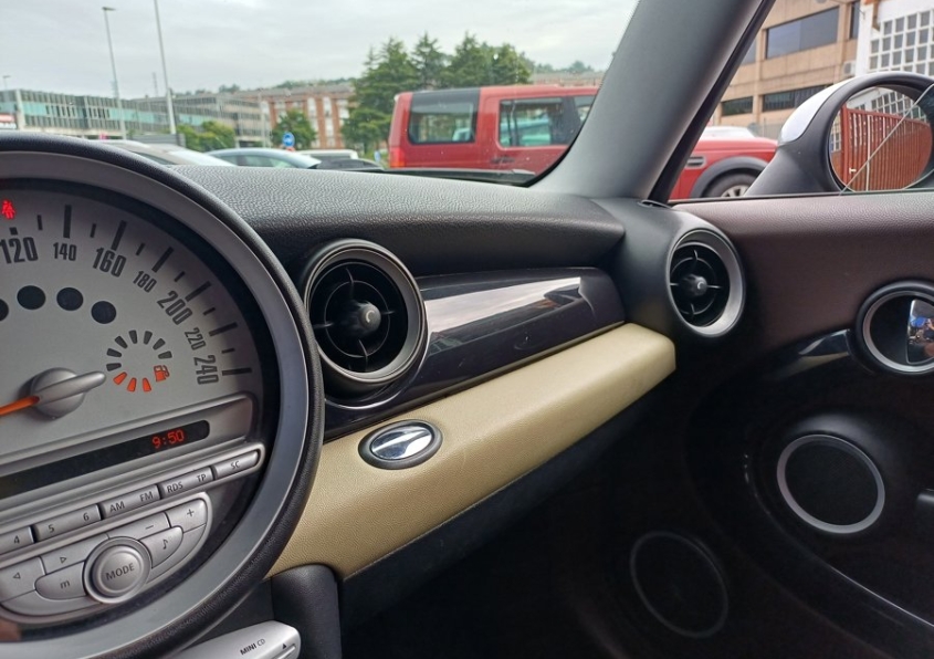 MINI CLUBMAN COOPER 1.6D