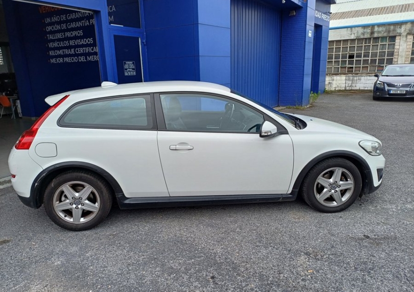 VOLVO C30 1.6 DRIVE KINETIC