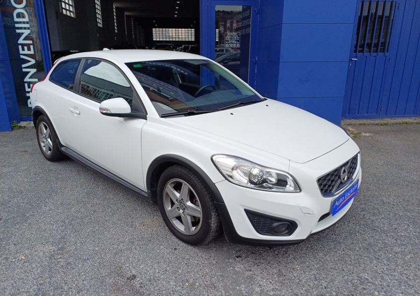 VOLVO C30 1.6 DRIVE KINETIC