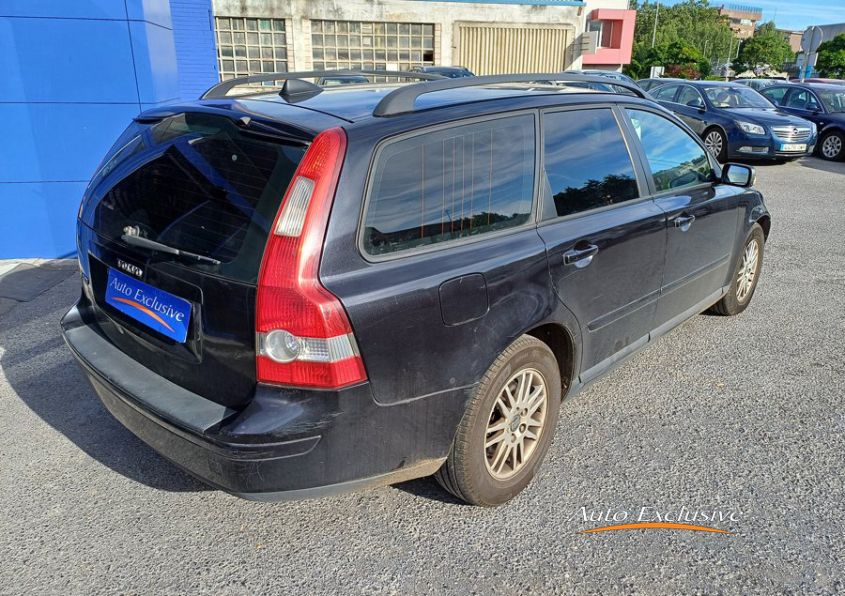 VOLVO V50 1.6 MOMENTUM 5P