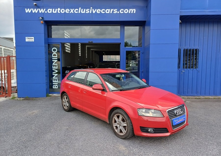 AUDI A3 1.9 TDI 105CV ATTRACTION S TRONIC 5P