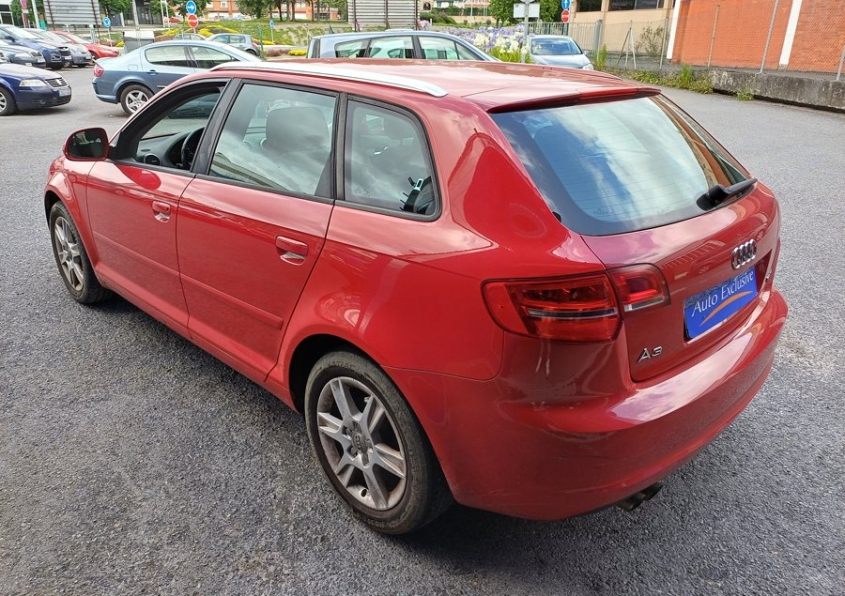 AUDI A3 1.9 TDI 105CV ATTRACTION S TRONIC 5P