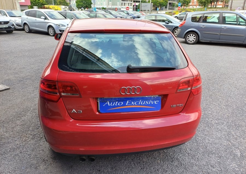 AUDI A3 1.9 TDI 105CV ATTRACTION S TRONIC 5P