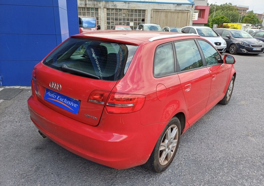 AUDI A3 1.9 TDI 105CV ATTRACTION S TRONIC 5P