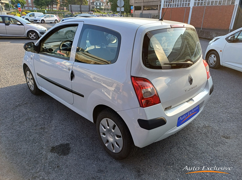 RENAULT TWINGO 1.2 AUTHENTIQUE