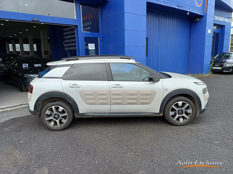 CITROEN C4 CACTUS 1.6 BLUEHDI 73 KW SHINE 5P.