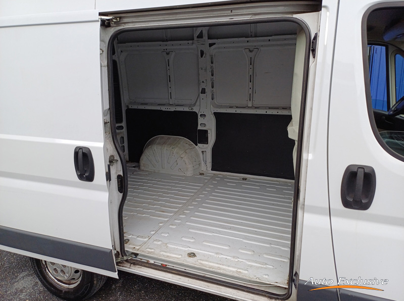 FIAT DUCATO 2.3 MULTIJET FURGON MEDIO 130 CV 4P