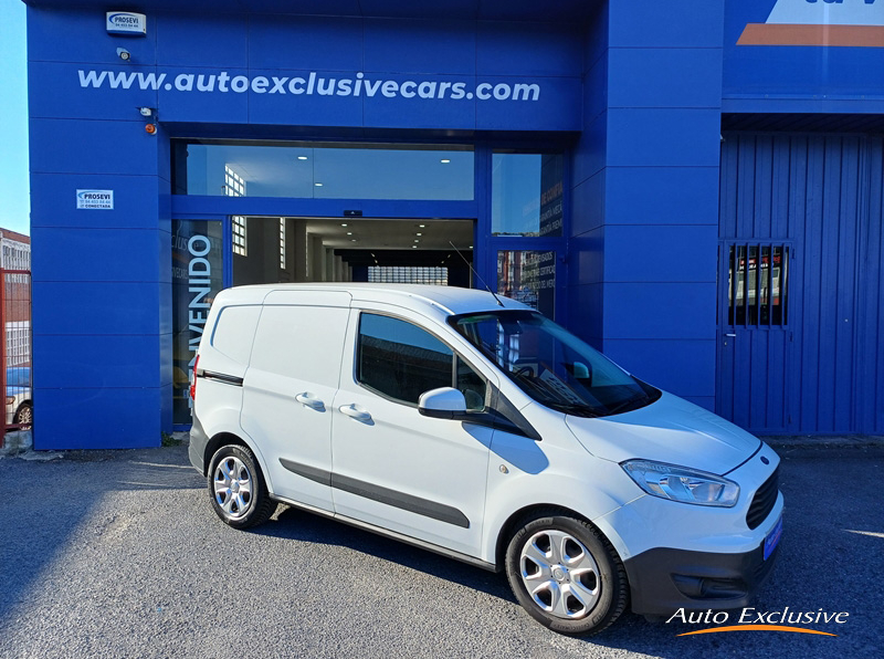 FORD TRANSIT COURIER 1.5 TDCI 55 KW TREND 4P