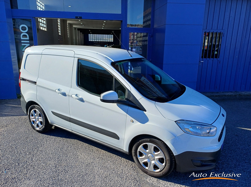 FORD TRANSIT COURIER 1.5 TDCI 55 KW TREND 4P