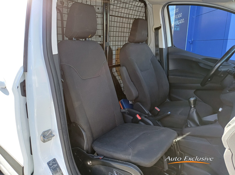 FORD TRANSIT COURIER 1.5 TDCI 55 KW TREND 4P