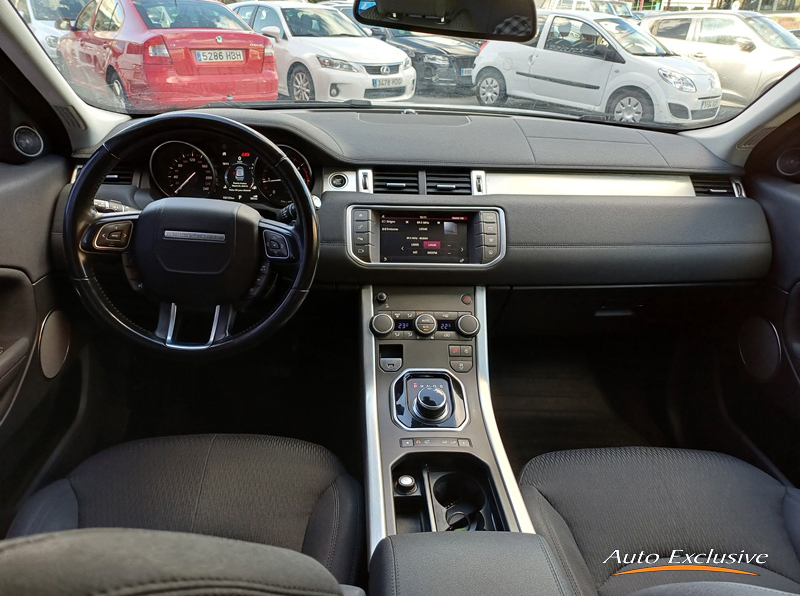 LAND ROVER RANGE ROVER EVOQUE 2.0 TD4 150 4WD AT PURE