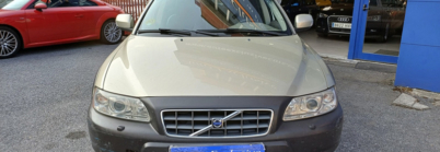 VOLVO XC70 D5 AWD MOMENTUM AUTO 5P