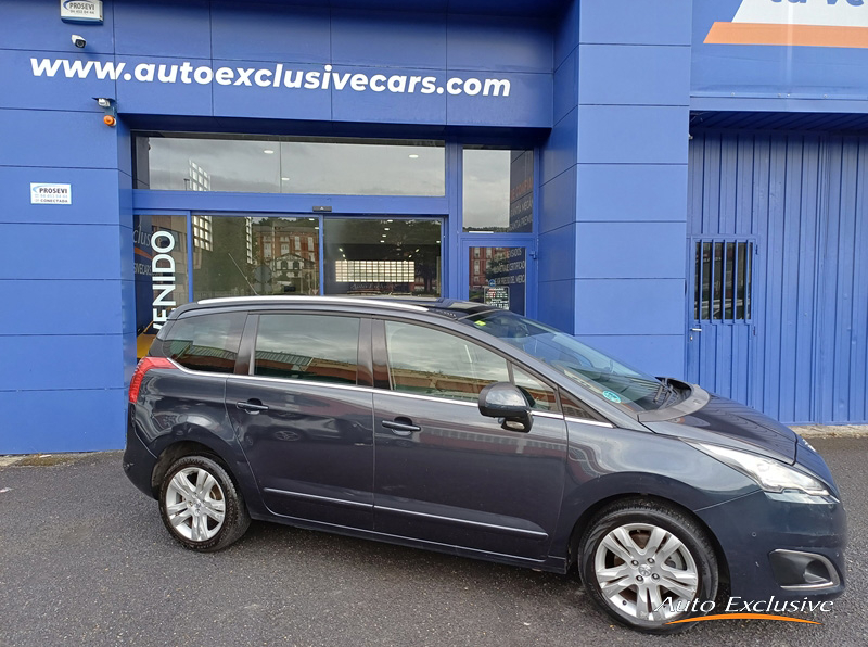 PEUGEOT 5008 2.0 BLUE HDI ALLURE