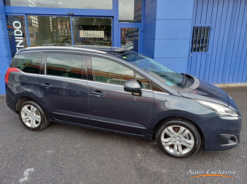 PEUGEOT 5008 2.0 BLUE HDI ALLURE