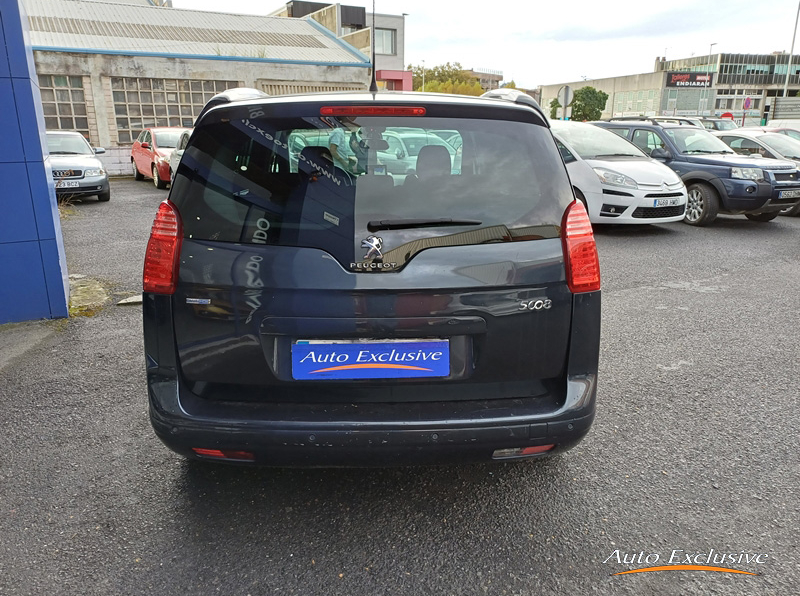 PEUGEOT 5008 2.0 BLUE HDI ALLURE