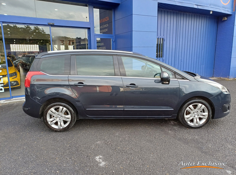 PEUGEOT 5008 2.0 BLUE HDI ALLURE