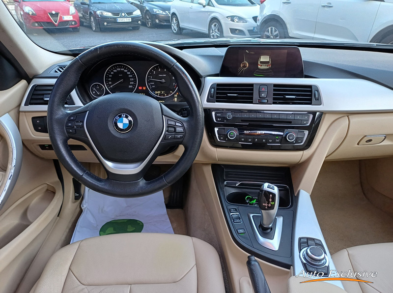 BMW SERIE 3 320I AUTO TOURING 5P