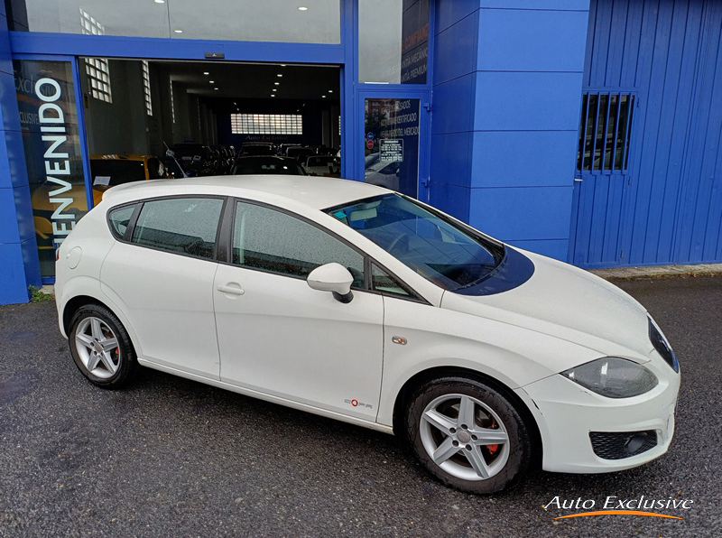 SEAT LEÓN 1.6 TDI REFERENCE COPA 5P 105CV