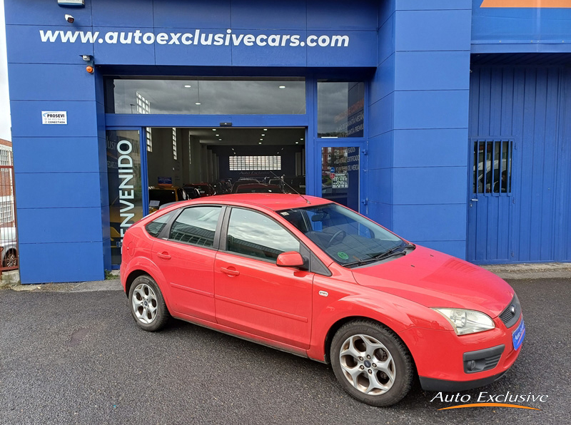 FORD FOCUS 1.6 TREND 5P