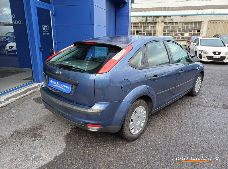 FORD FOCUS 1.6 TREND 5P