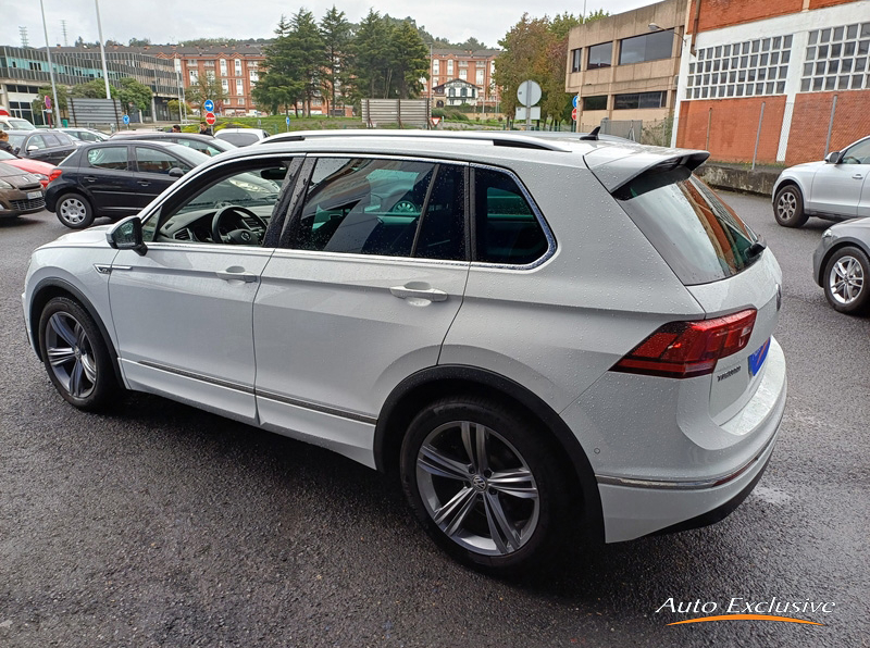 VOLKSWAGEN TIGUAN 1.5 TSI SPORT DSG 5P