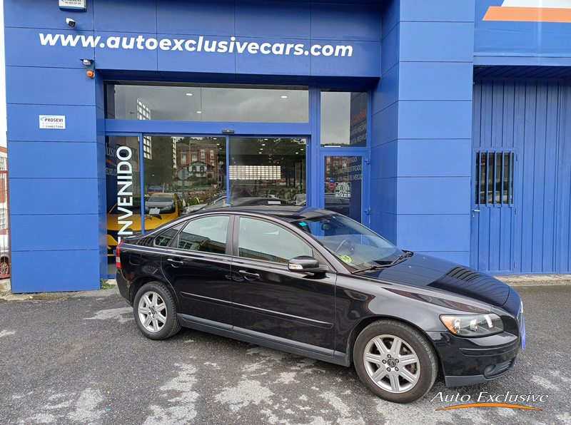 VOLVO S40 2.0D MOMENTUM 136 CV 4P