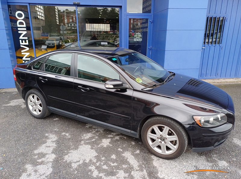 VOLVO S40 2.0D MOMENTUM 136 CV 4P