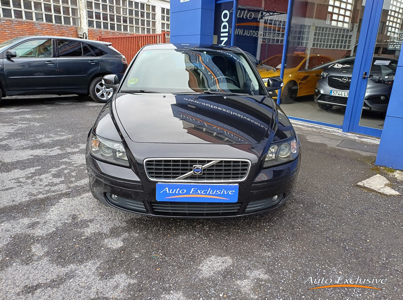 VOLVO S40 2.0D MOMENTUM 136 CV 4P