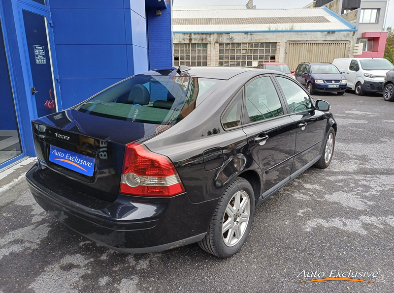 VOLVO S40 2.0D MOMENTUM 136 CV 4P