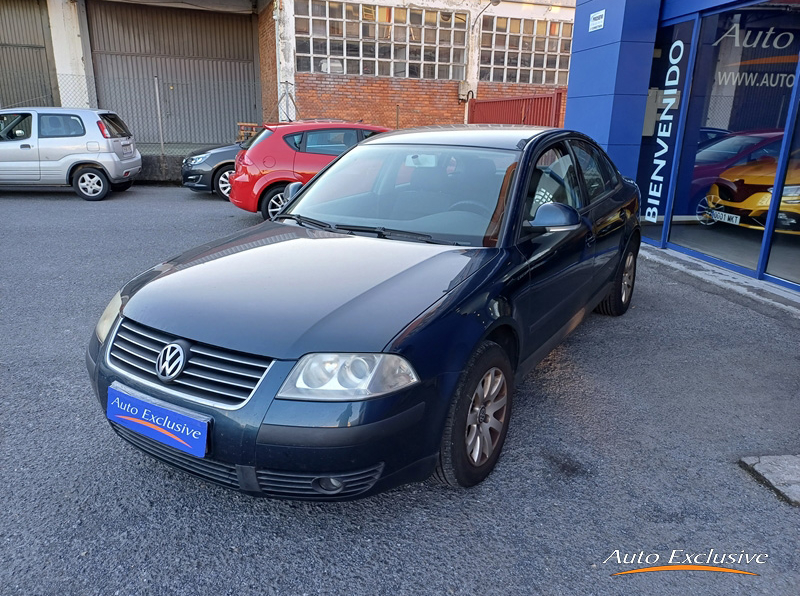 VOLKSWAGEN PASSAT 1.9 TDI ADVANCE 100 CV 4P