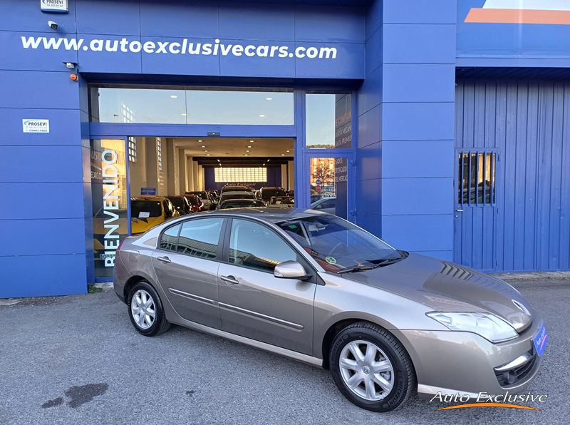 RENAULT LAGUNA AUTHENTIQUE 2.0 DCI 130CV 5P