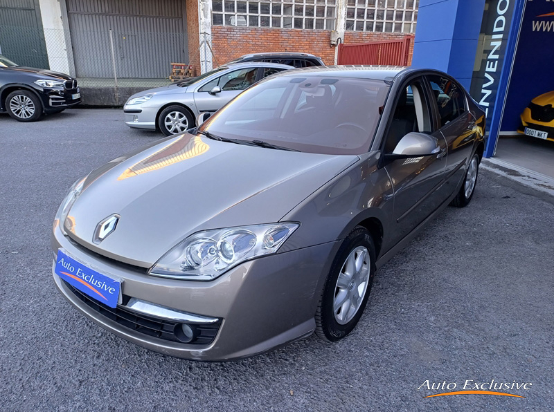 RENAULT LAGUNA AUTHENTIQUE 2.0 DCI 130CV 5P