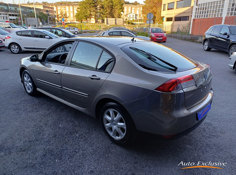 RENAULT LAGUNA AUTHENTIQUE 2.0 DCI 130CV 5P