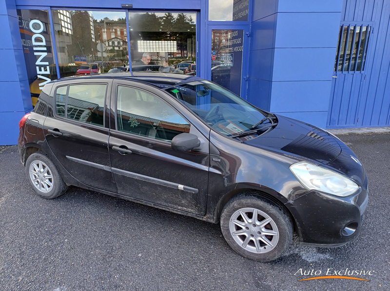 RENAULT CLIO YAHOO 1.2 16V 75 CV 5P