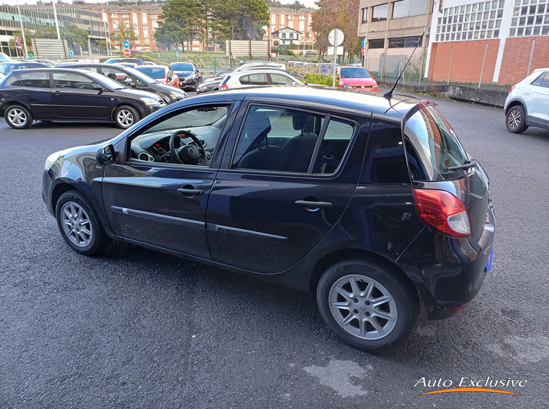 RENAULT CLIO YAHOO 1.2 16V 75 CV 5P